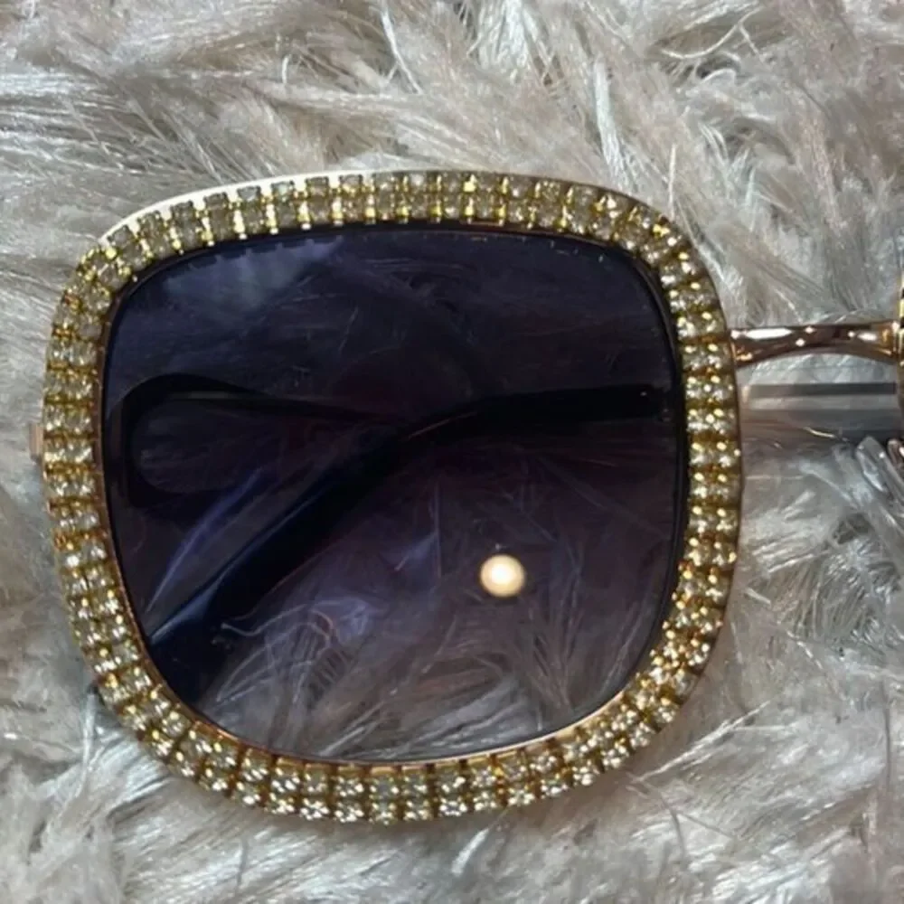 Oversized Rhinestone‎ Square Frame Sunglasses